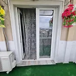 Golden Studio- Panoramic View With Terrace Διαμέρισμα