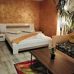 Golden Studio- Panoramic View With Terrace *