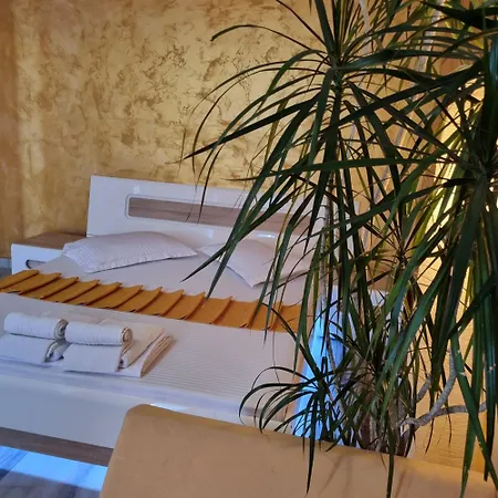 Golden Studio- Panoramic View With Terrace *
