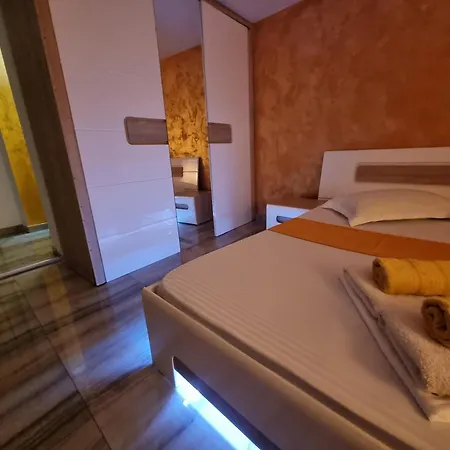 Golden Studio- Panoramic View With Terrace *