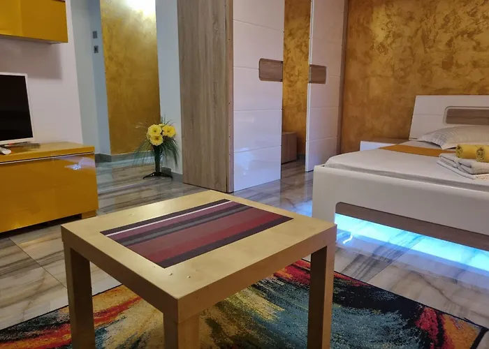 Golden Studio- Panoramic View With Terrace Bukarest