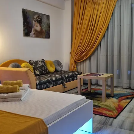 Golden Studio- Panoramic View With Terrace Apartment Bucharest