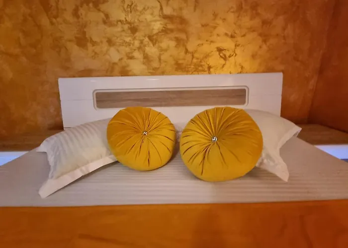 Golden Studio- Panoramic View With Terrace *