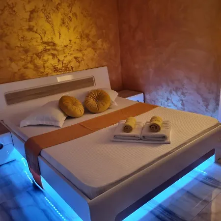 Golden Studio- Panoramic View With Terrace Bucarest