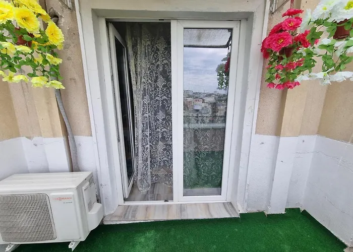 Golden Studio- Panoramic View With Terrace Apartament