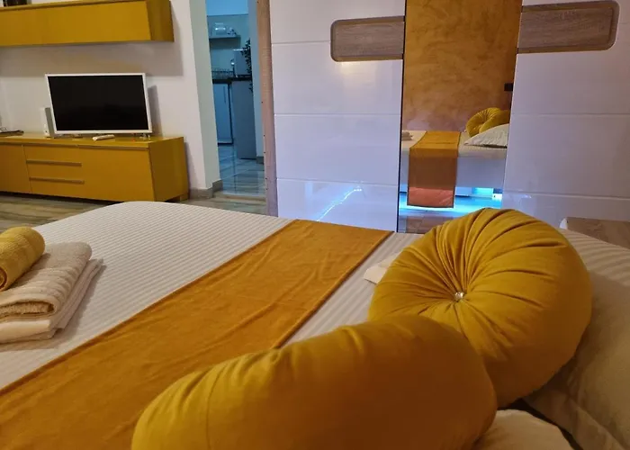 Apartament Golden Studio- Panoramic View With Terrace *